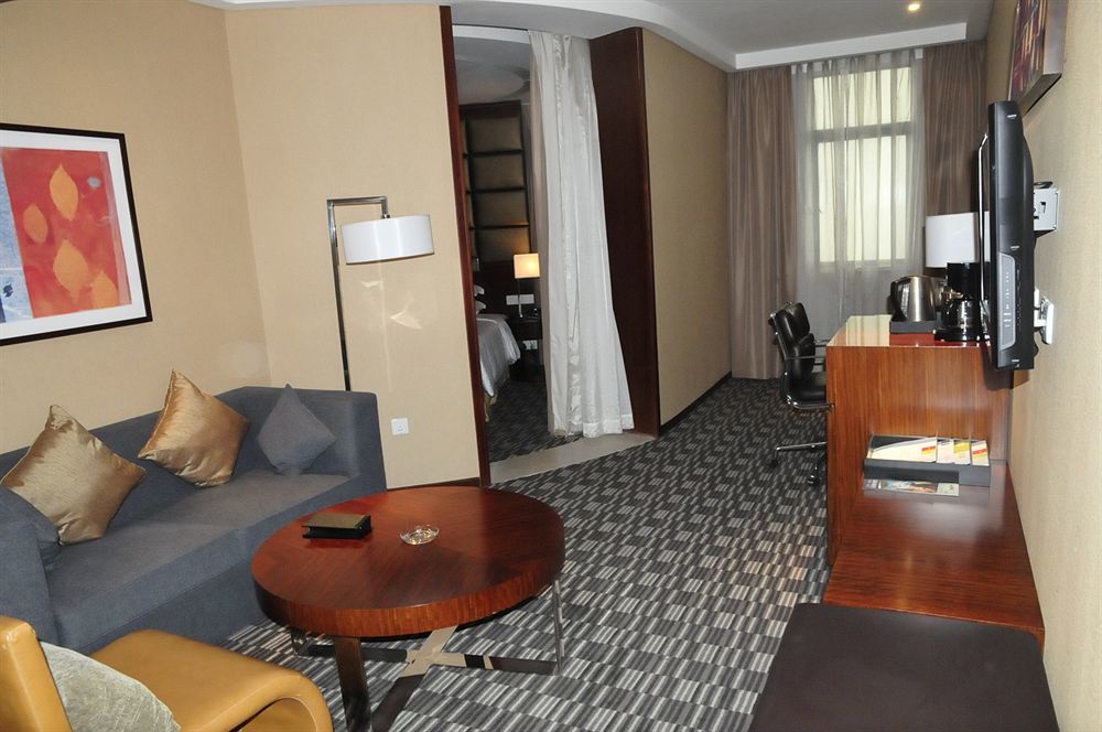 Four Points By Sheraton Tajcang Kültér fotó