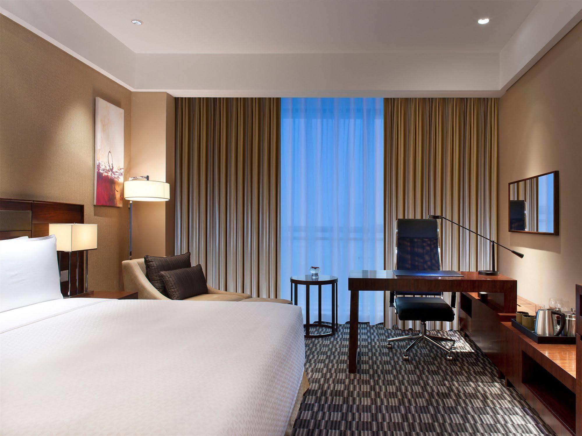 Four Points By Sheraton Tajcang Kültér fotó