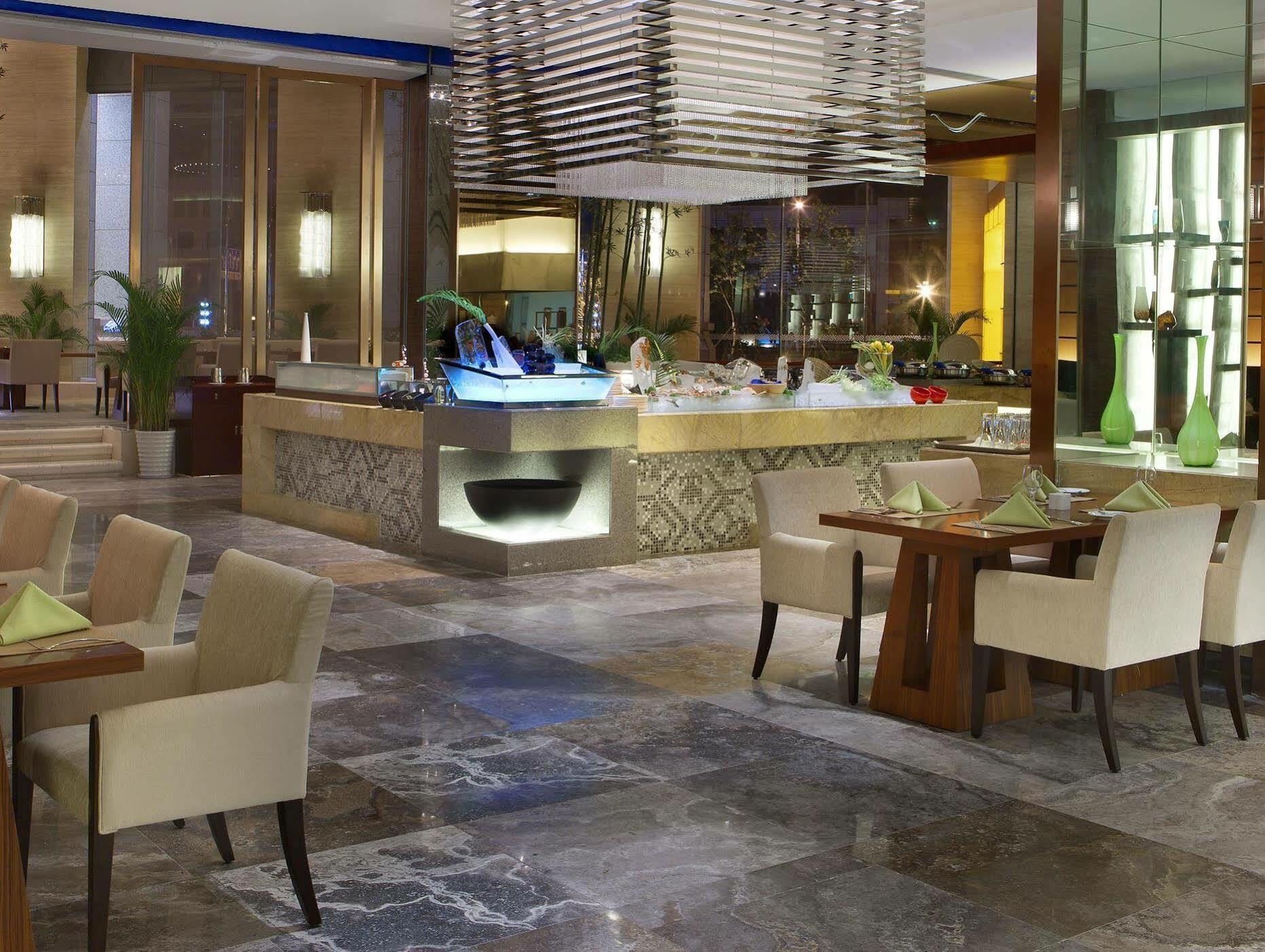 Four Points By Sheraton Tajcang Kültér fotó